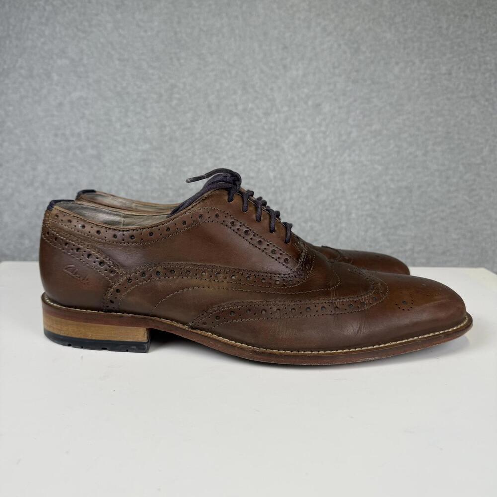Clarks Men's Size 9 Brown Genuine Leather Brogue Dress Shoes Lace Up